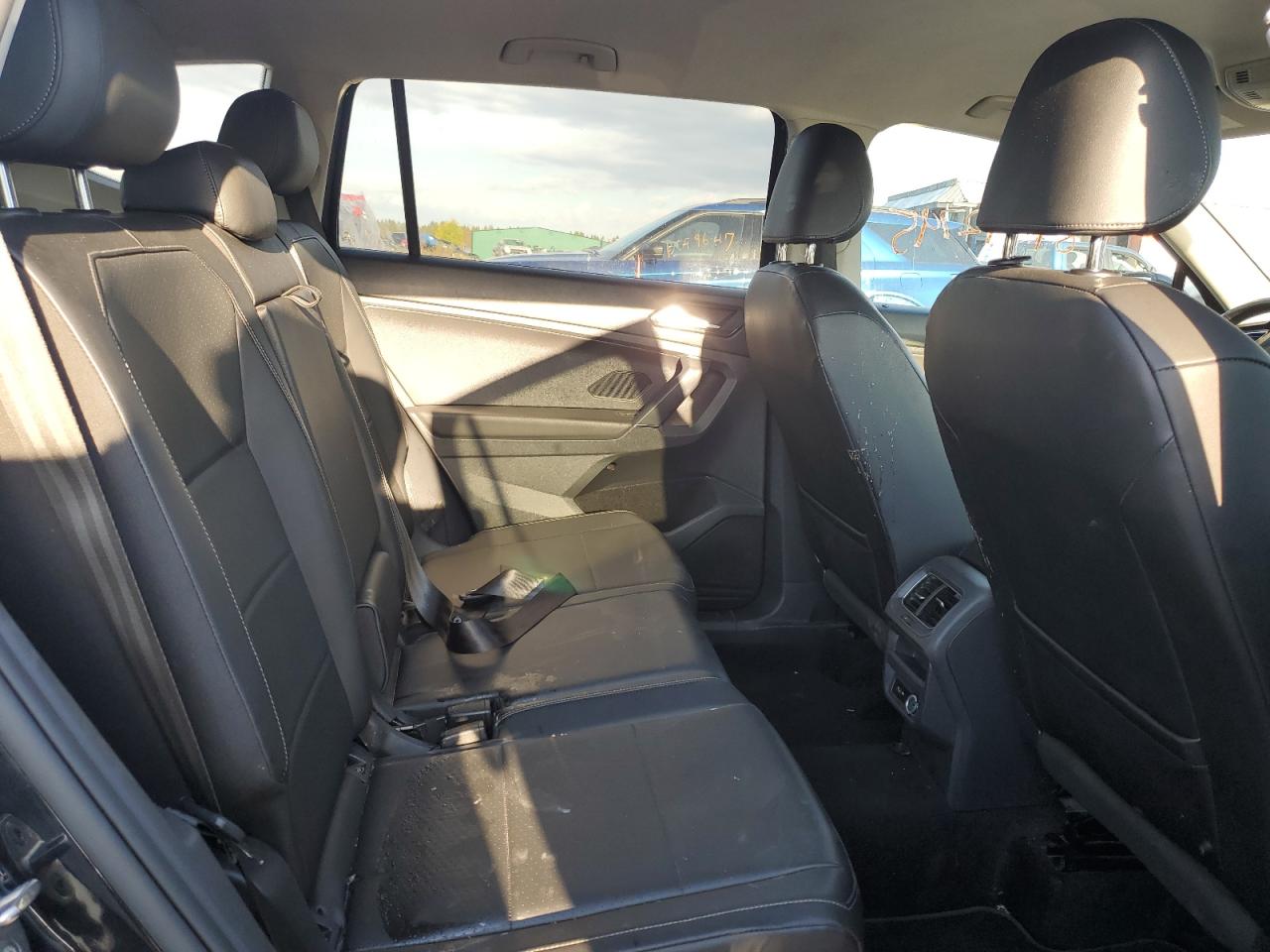 VOLKSWAGEN TIGUAN SE