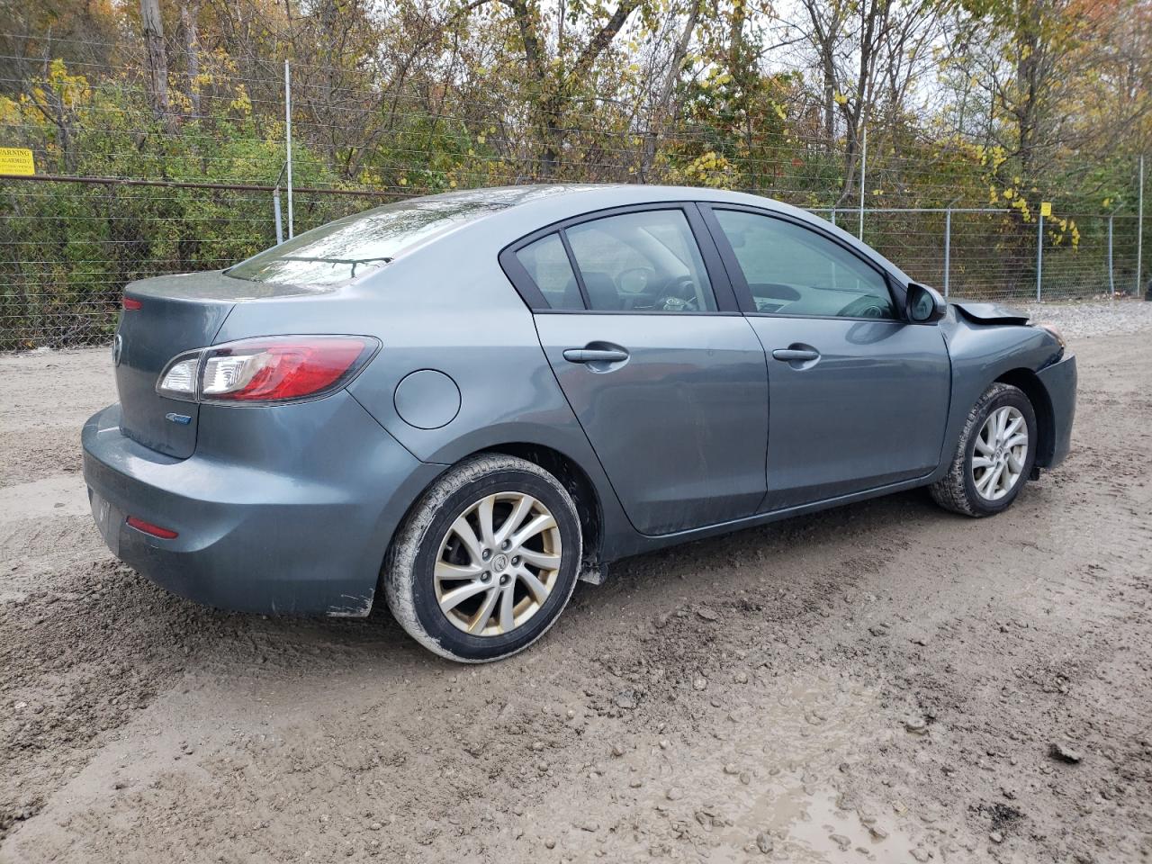 MAZDA 3 I