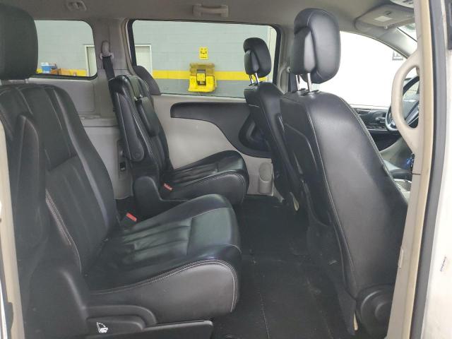 2012 CHRYSLER TOWN & COU - 2C4RC1BG5CR338132