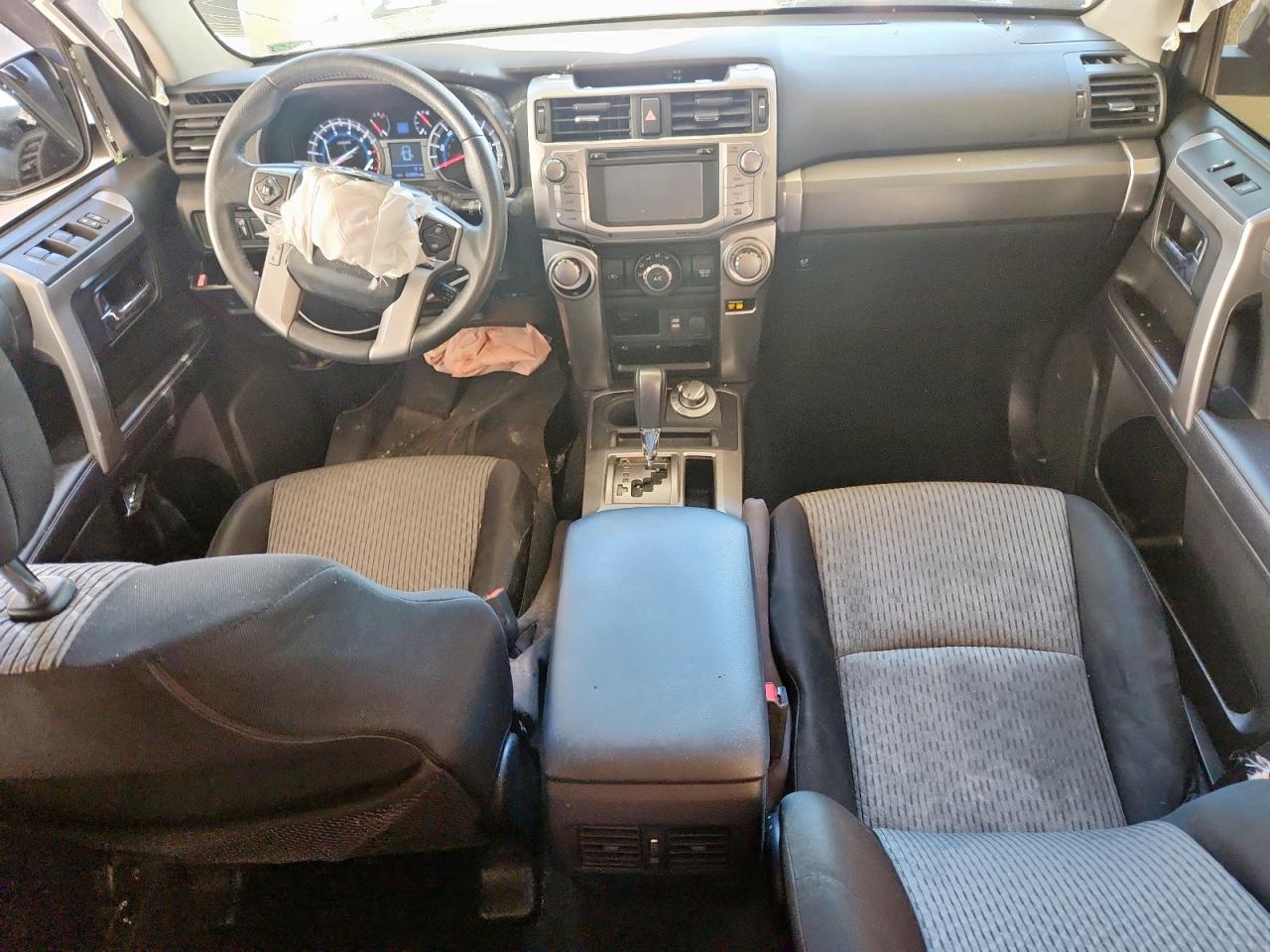 TOYOTA 4RUNNER SR5/SR5 PREMIUM