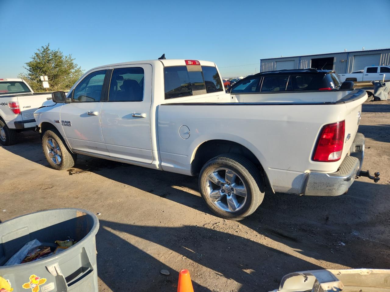 RAM 1500 SLT