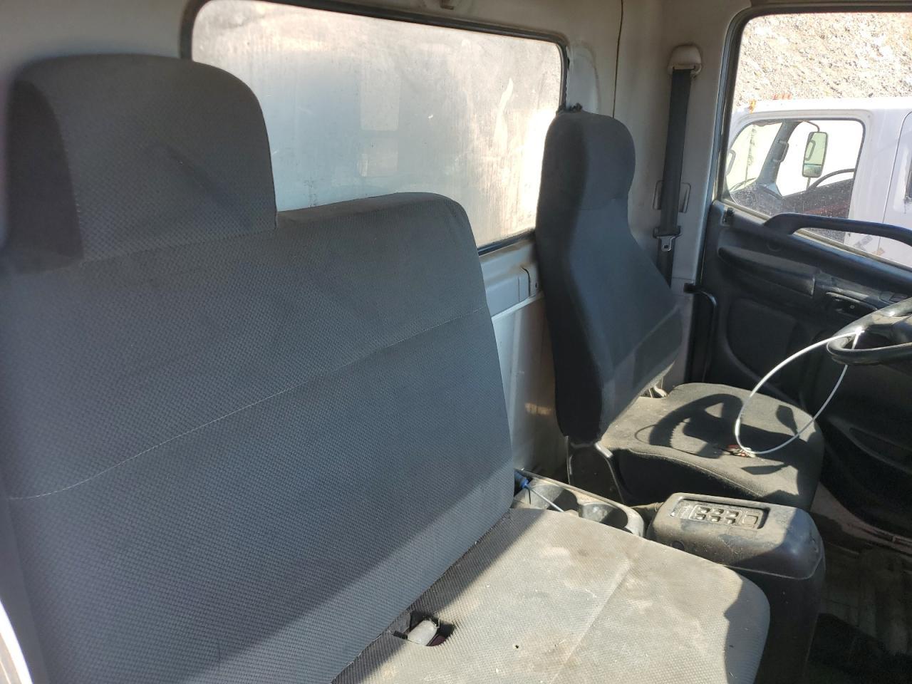 Lot #3266209531 2017 HINO HINO 338