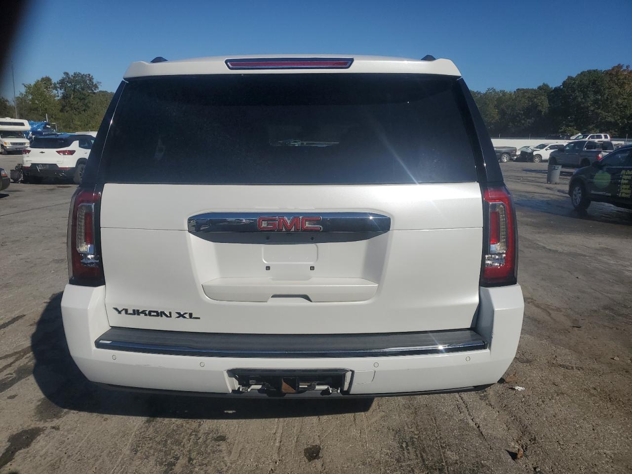 GMC YUKON DENALI