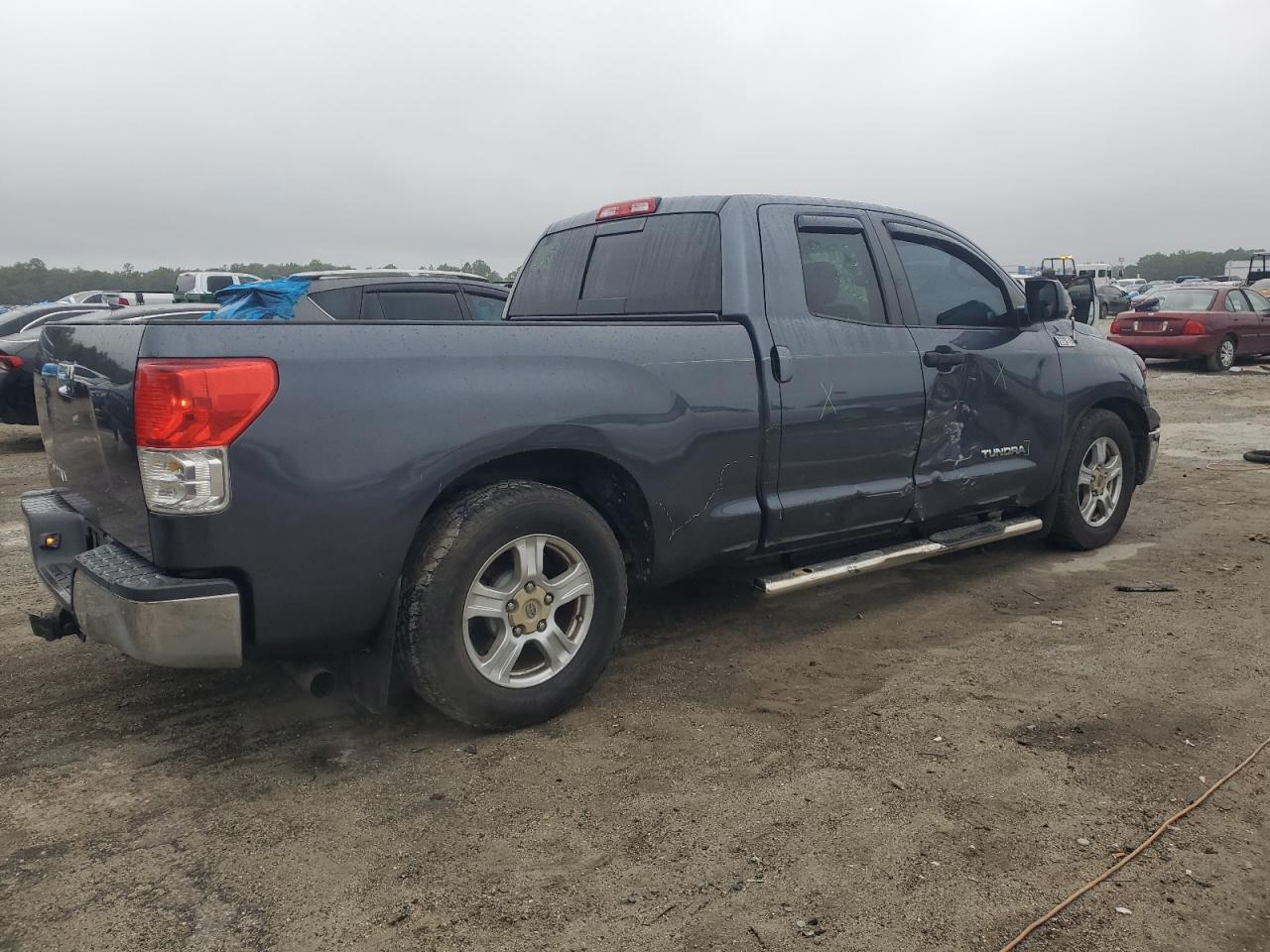 TOYOTA TUNDRA DOUBLE CAB SR5