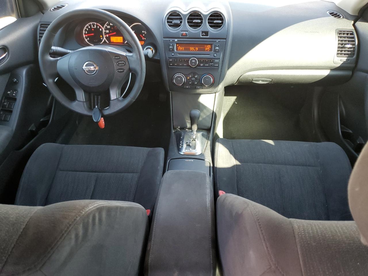 NISSAN ALTIMA BASE