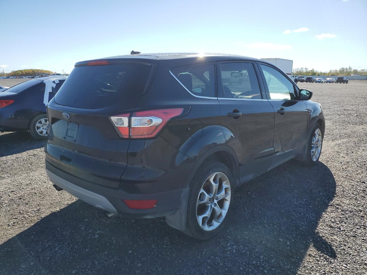 FORD ESCAPE SE