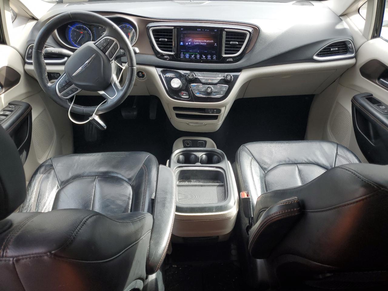 CHRYSLER PACIFICA TOURING L