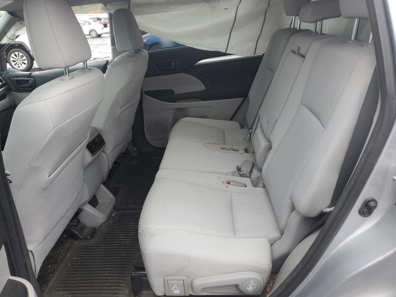 TOYOTA HIGHLANDER LE