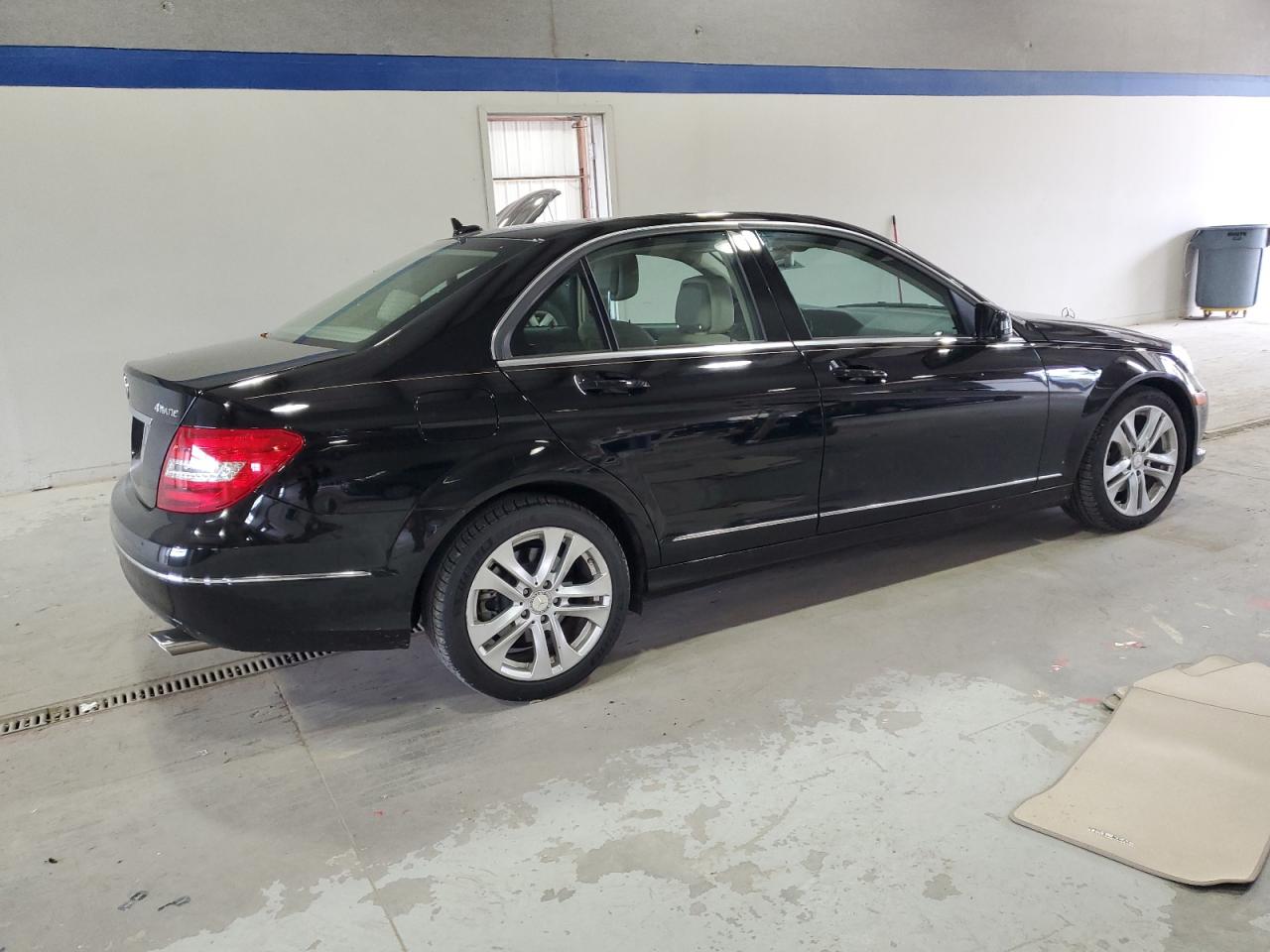 MERCEDES-BENZ C-CLASS 300 4MATIC