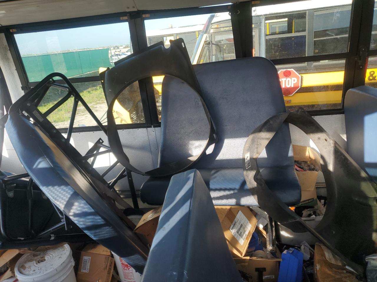 Lot #3273851191 2009 FREIGHTLINER SAF-T-LINER C2