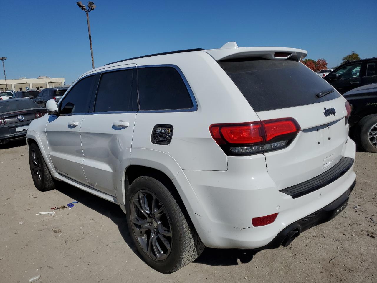 JEEP GRAND CHEROKEE SRT-8