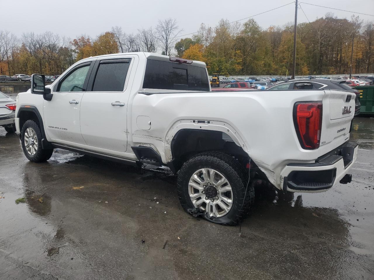 GMC SIERRA K2500 DENALI