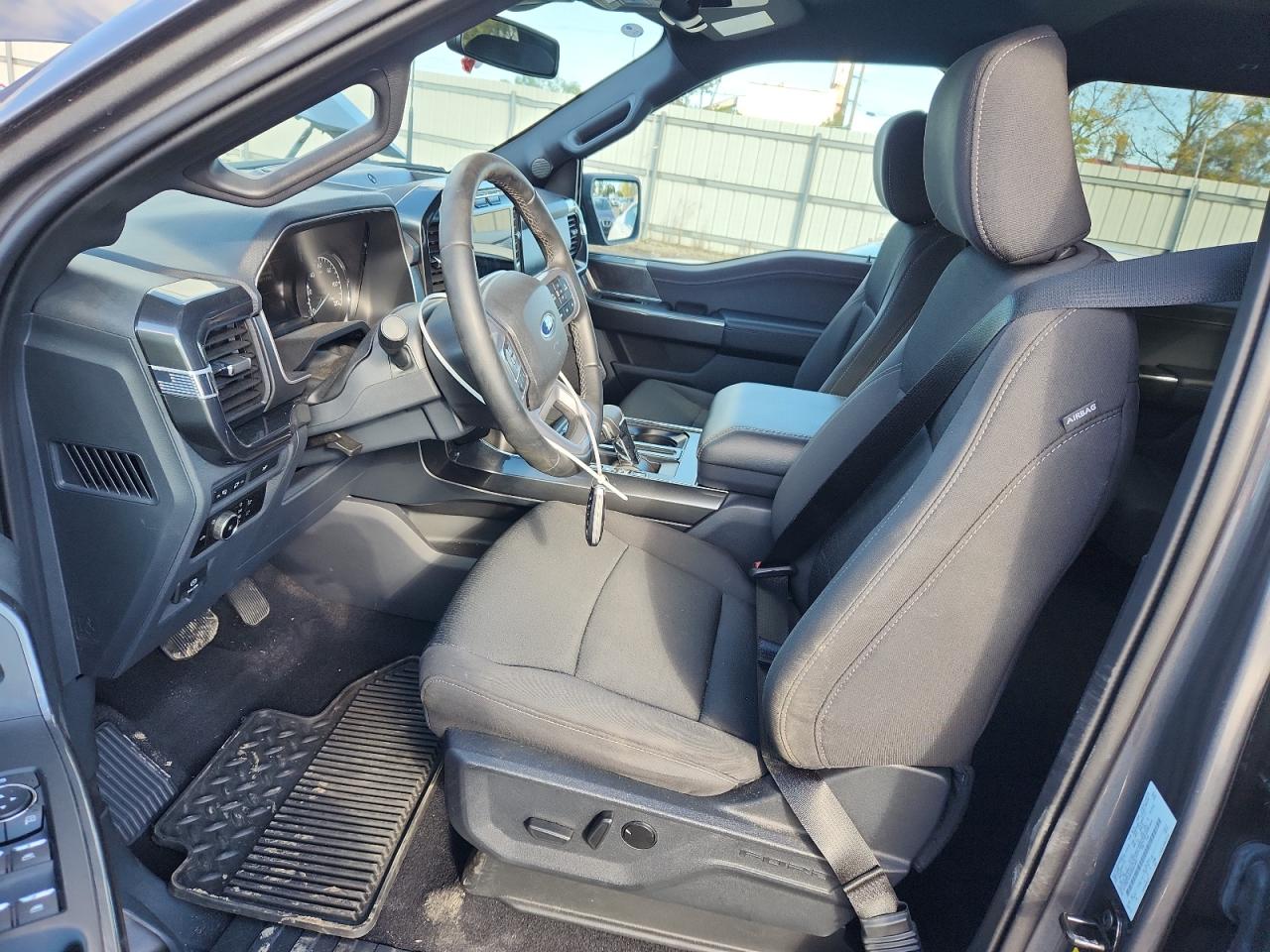 FORD F-150 SUPERCREW