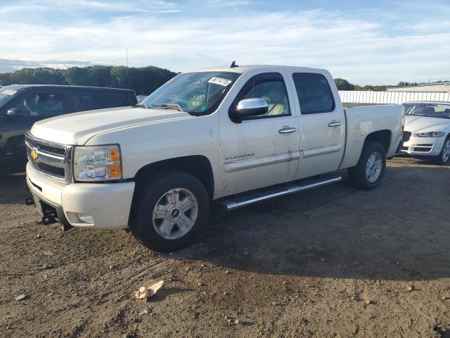 2011 CHEVROLET SILVERADO - 3GCPKTE35BG157549