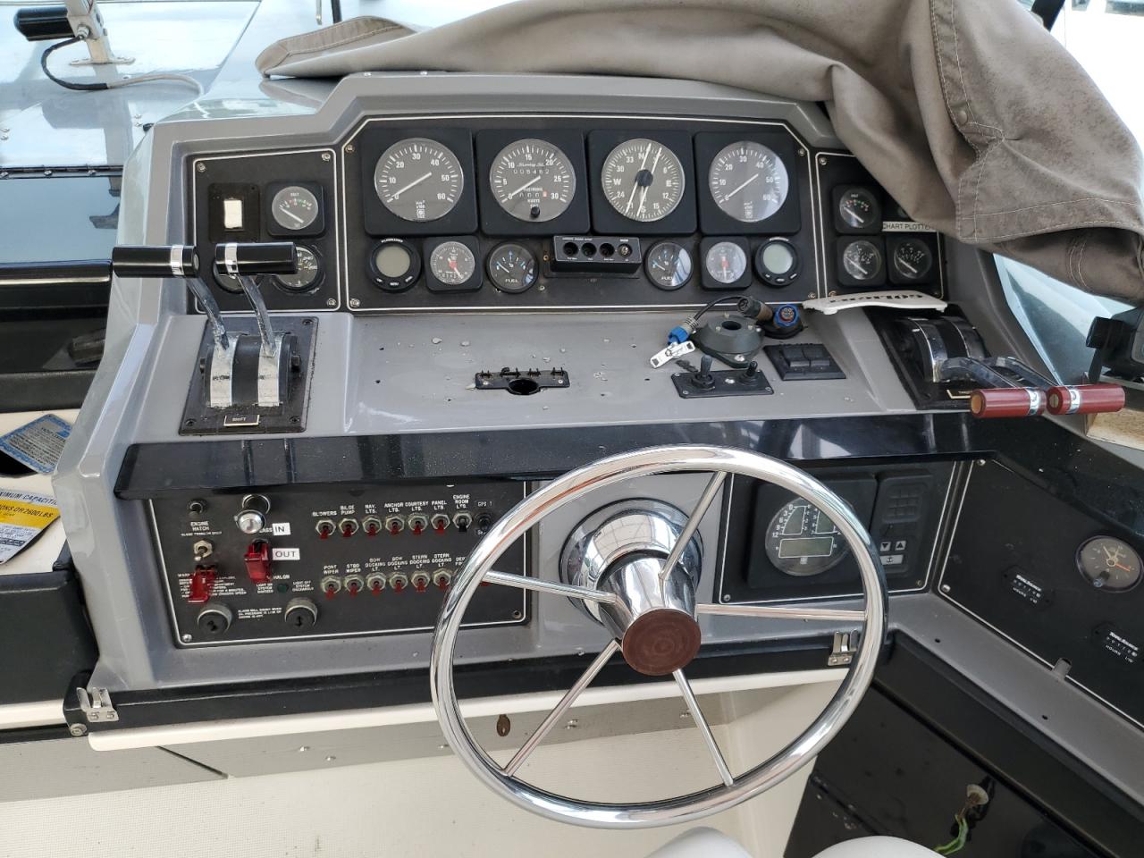 Lot #3269884148 1987 FORMULA BOAT