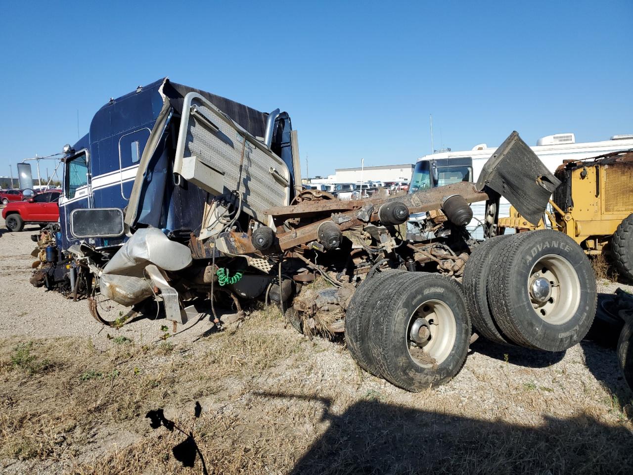 Lot #3266054322 1997 KENWORTH T800