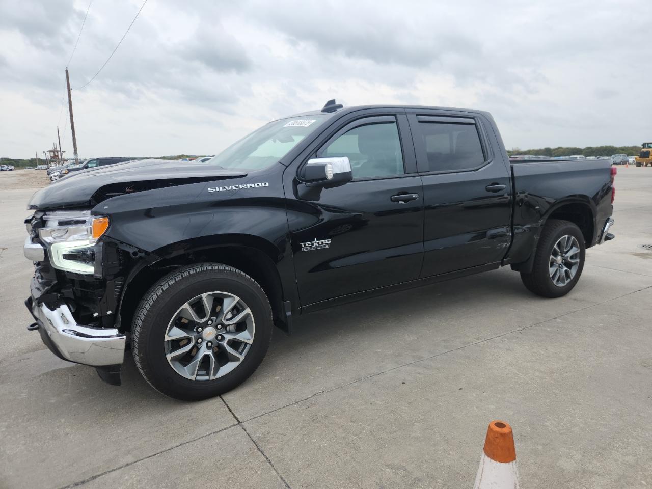 CHEVROLET SILVERADO C1500 LT