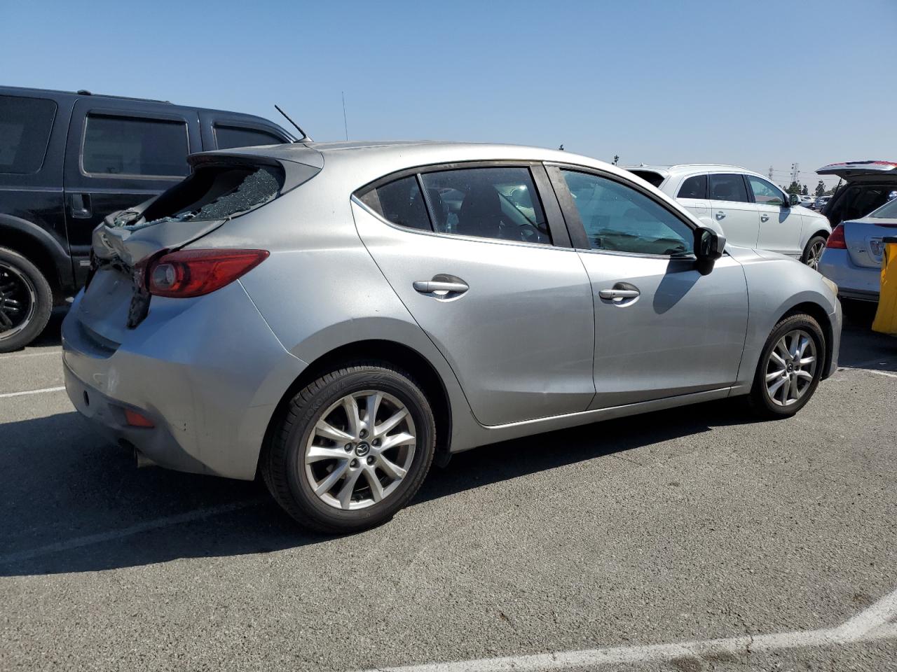 MAZDA 3 TOURING