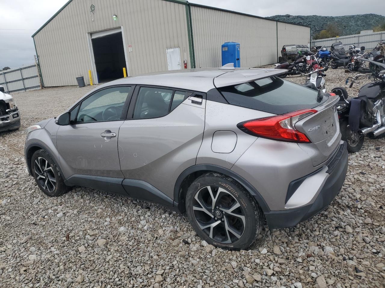 TOYOTA C-HR XLE