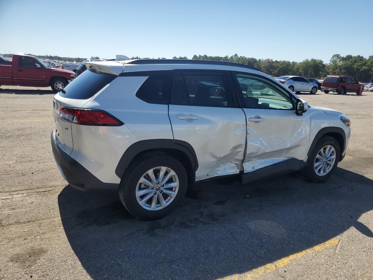 TOYOTA COROLLA CROSS LE