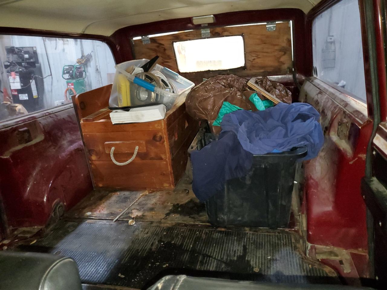 Lot #3261547205 1971 INTERNATIONAL TRVLALL