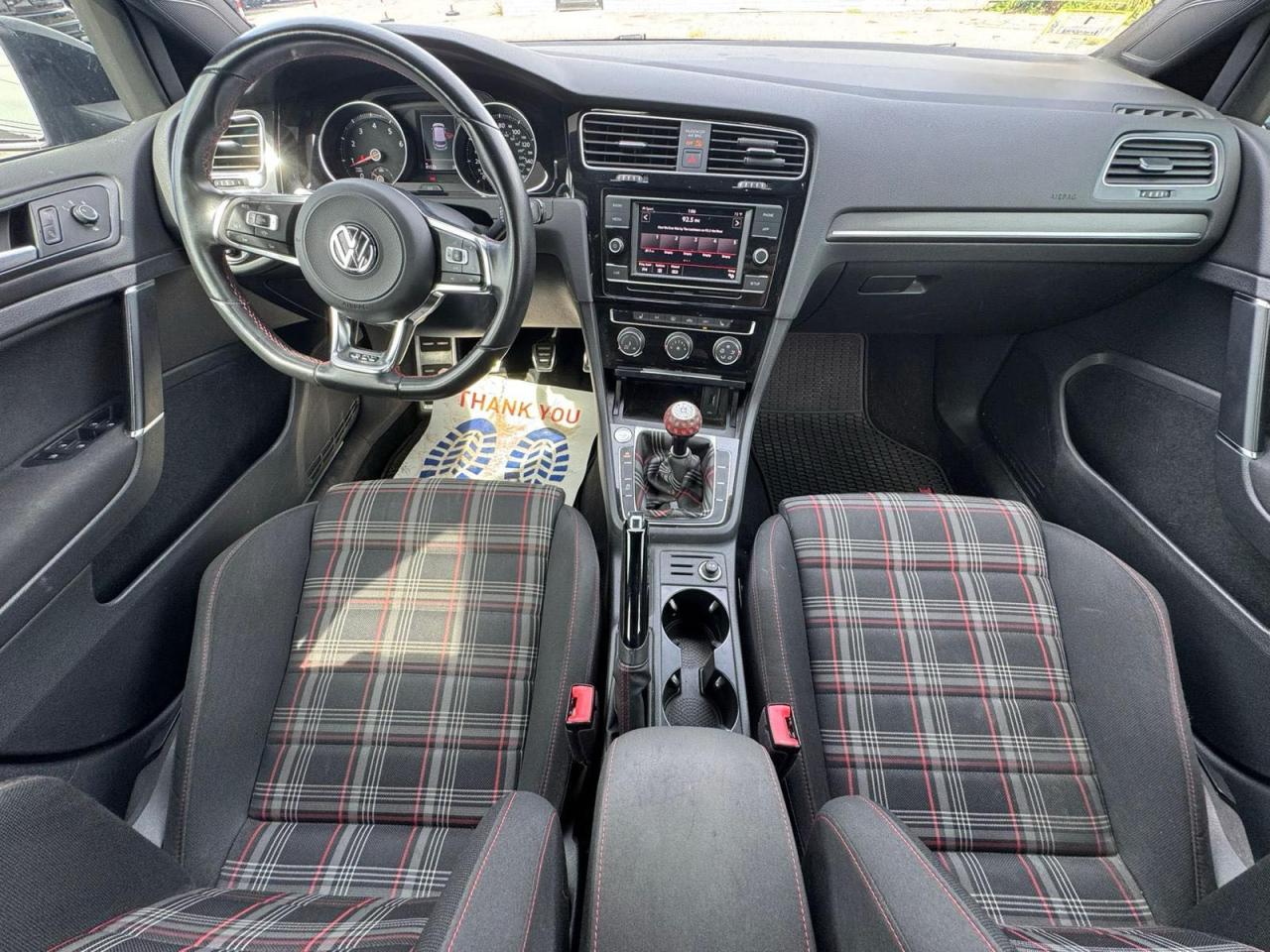 VOLKSWAGEN GOLF GTI S