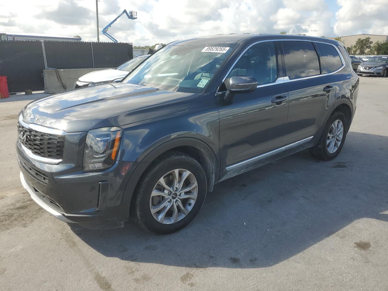 KIA TELLURIDE LX