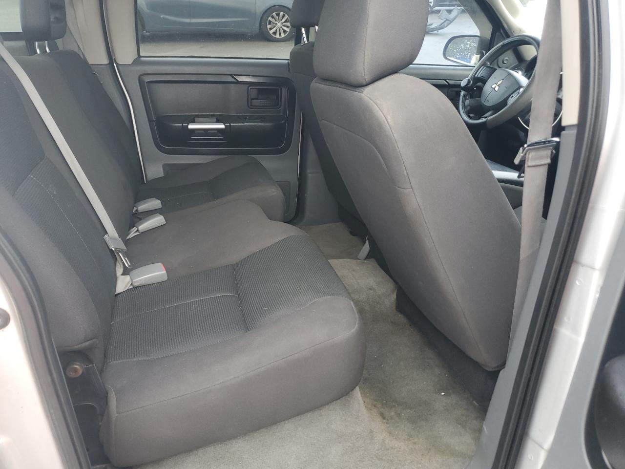 Lot #3301775340 2007 MITSUBISHI RAIDER LS