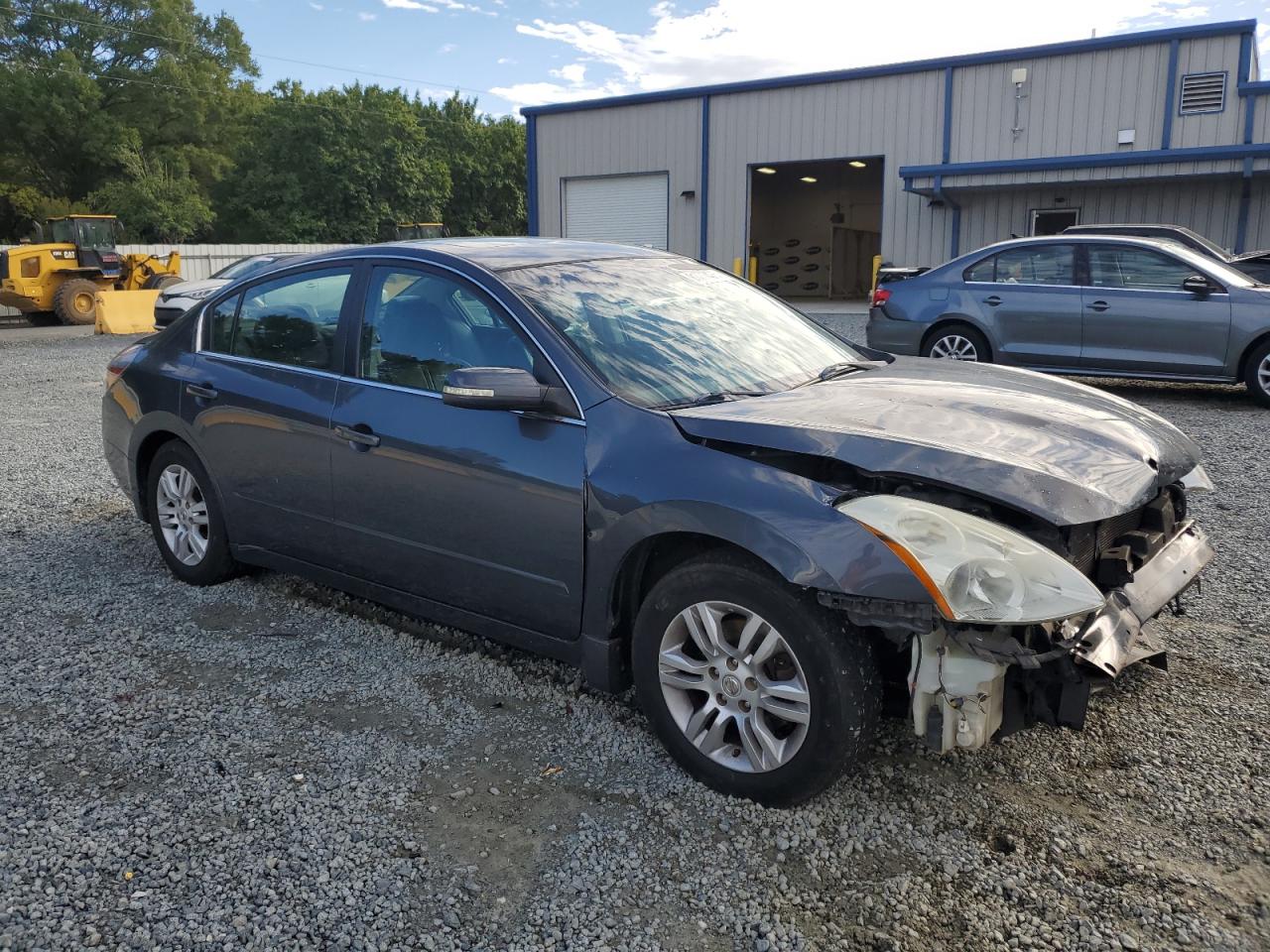 NISSAN ALTIMA BASE
