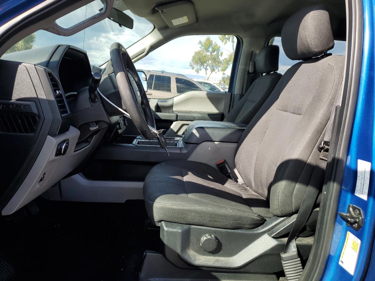 FORD F-150 SUPERCREW