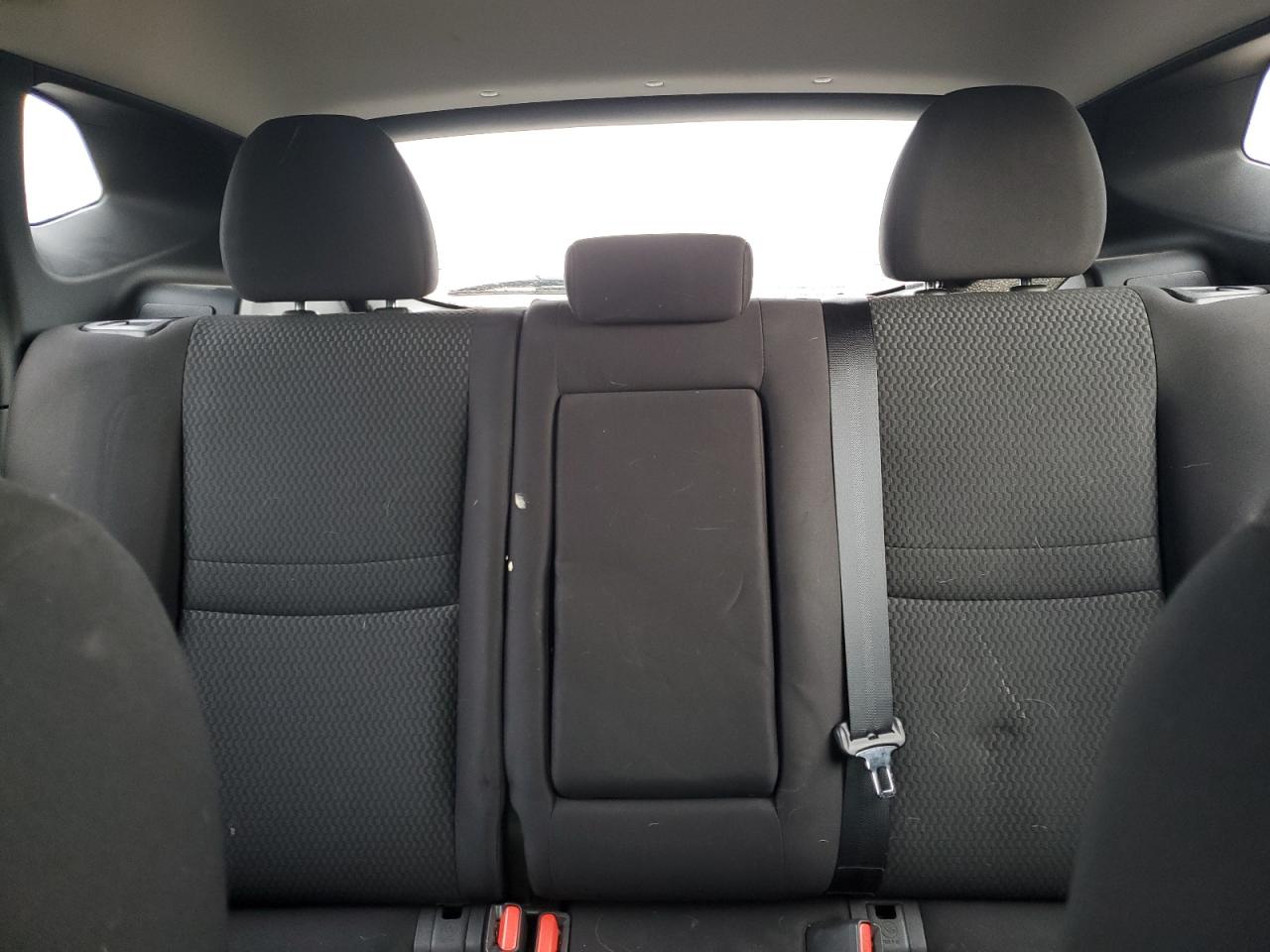 NISSAN ROGUE SPORT S