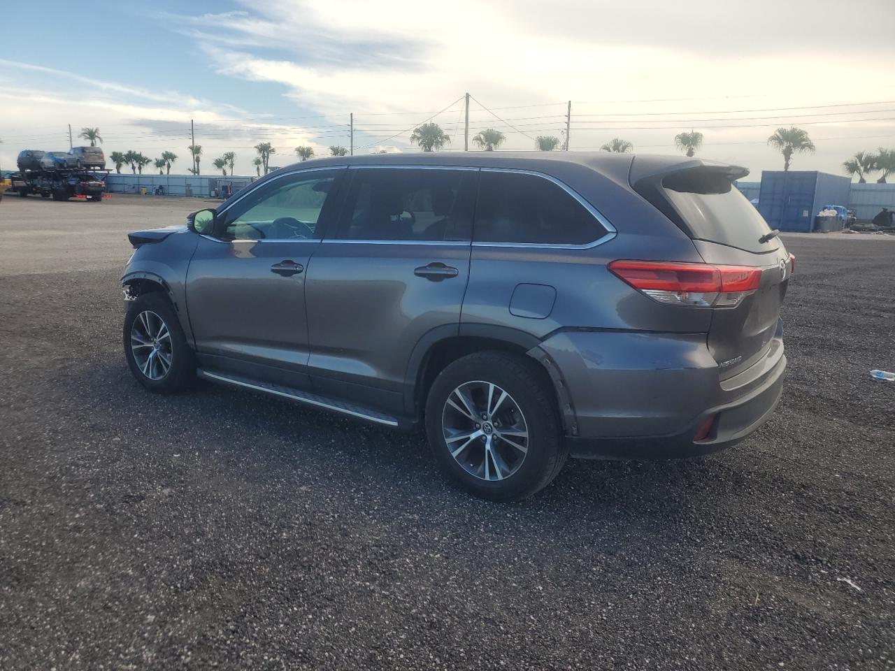 TOYOTA HIGHLANDER LE