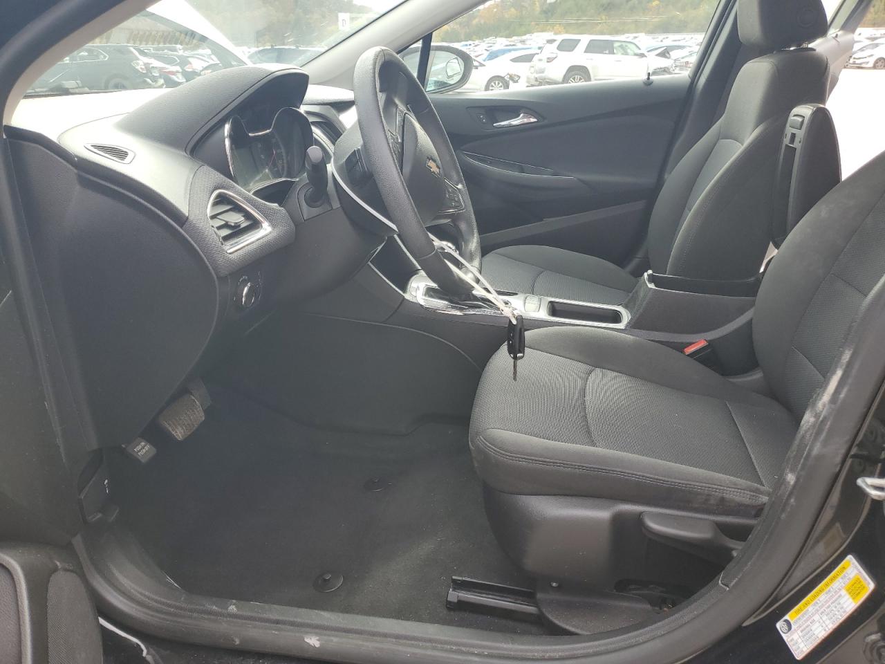 Lot #3301794357 2017 CHEVROLET CRUZE LT