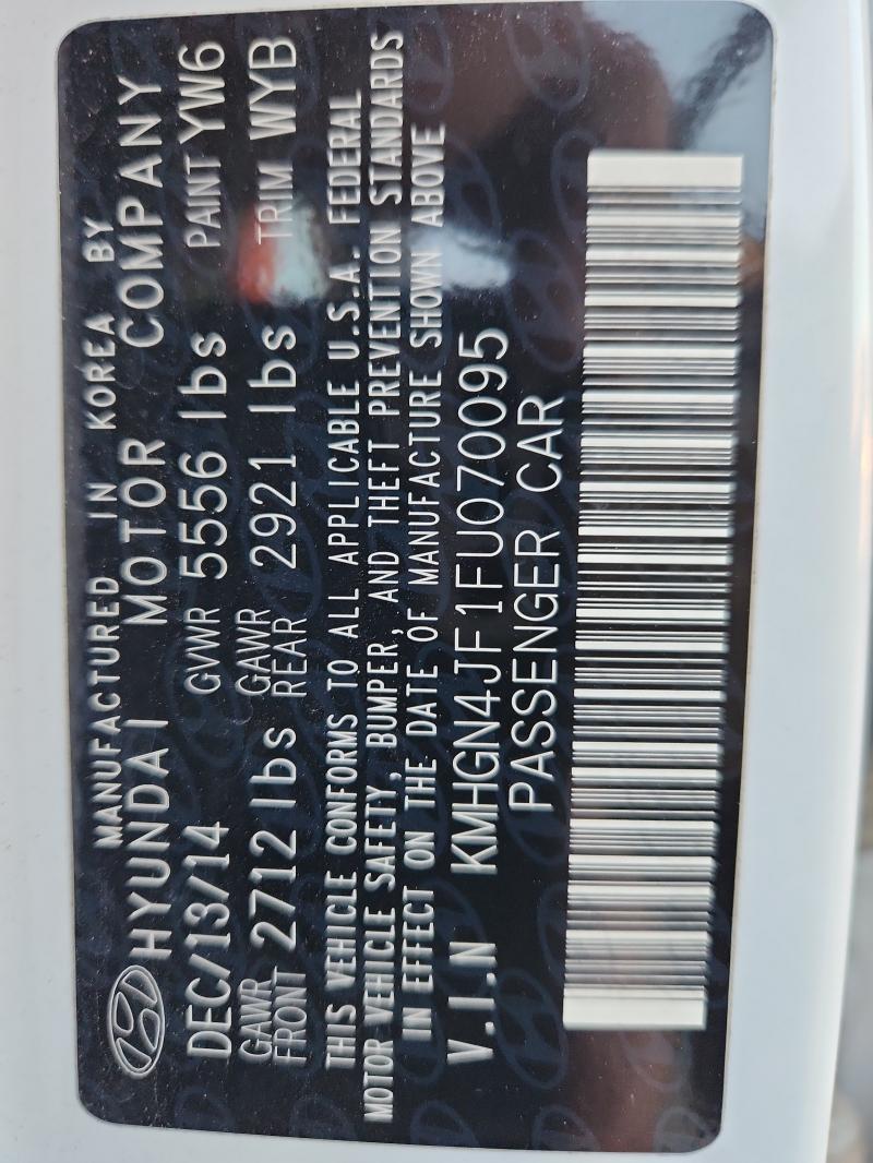 2015 HYUNDAI GENESIS 5. KMHGN4JF1FU070095