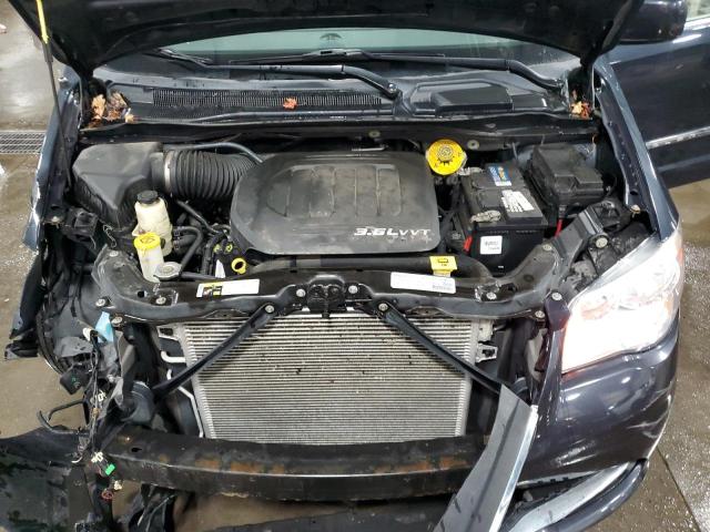 2014 CHRYSLER TOWN & COU - 2C4RC1BG5ER215689