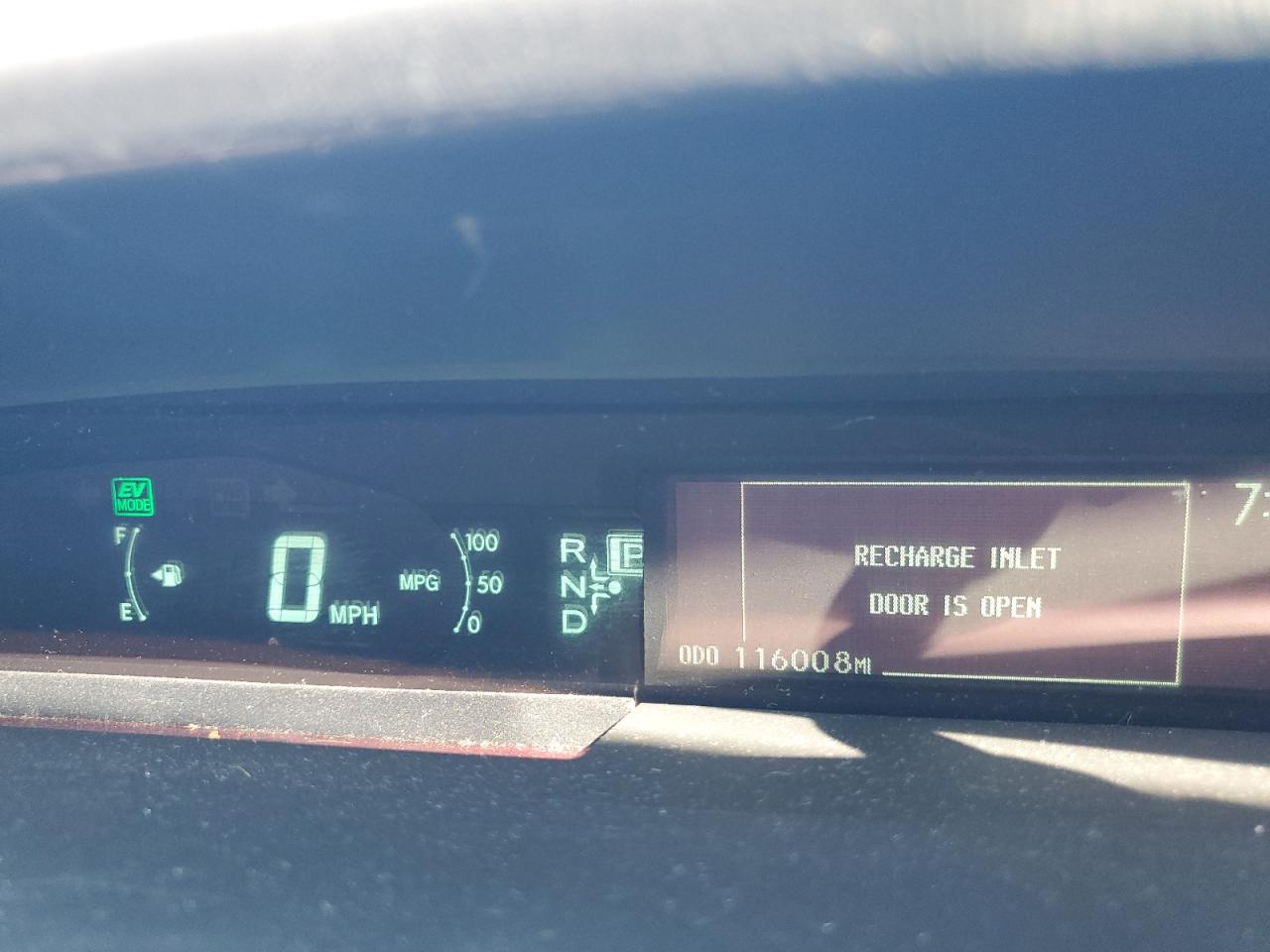 TOYOTA PRIUS PLUG-IN