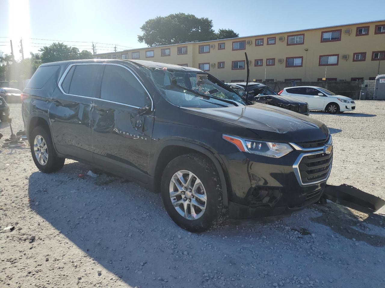 CHEVROLET TRAVERSE LS