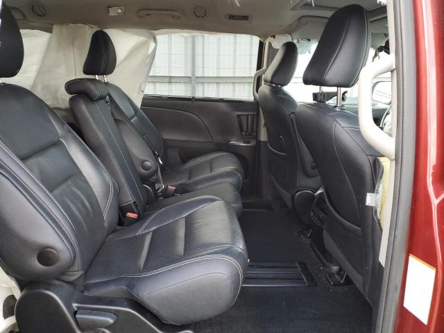 2017 TOYOTA SIENNA SE 5TDXZ3DC6HS832283