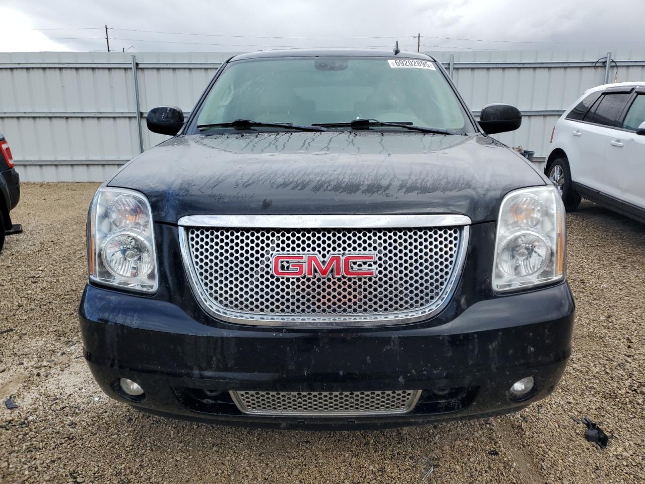 Lot #3281684957 2009 GMC YUKON DENA