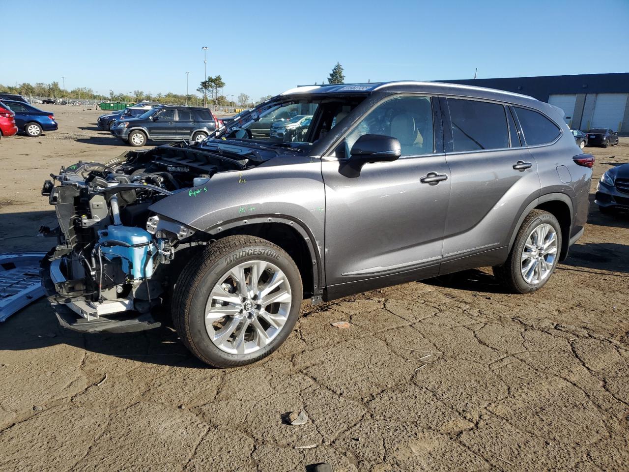 TOYOTA HIGHLANDER LE