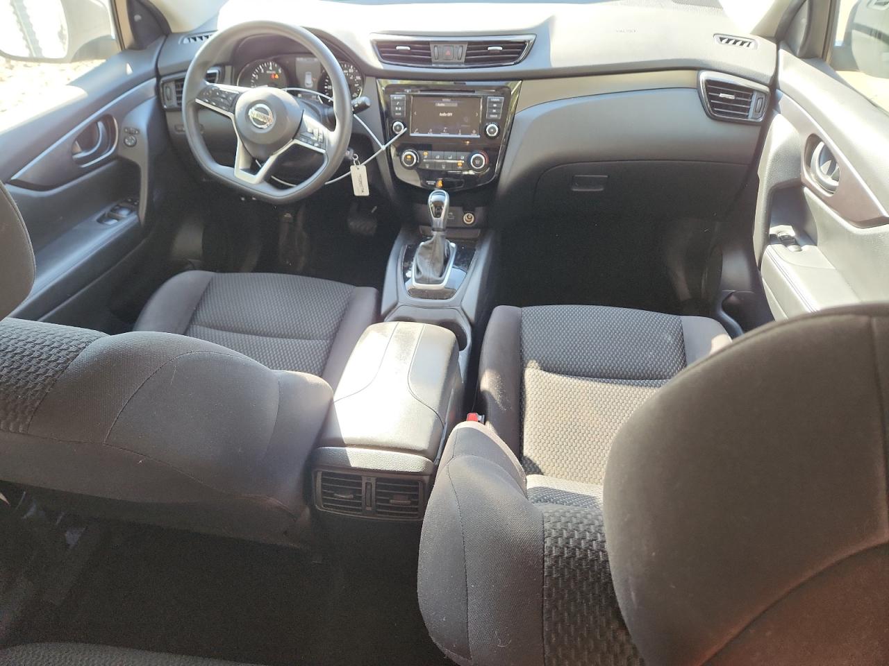 NISSAN ROGUE SPORT S