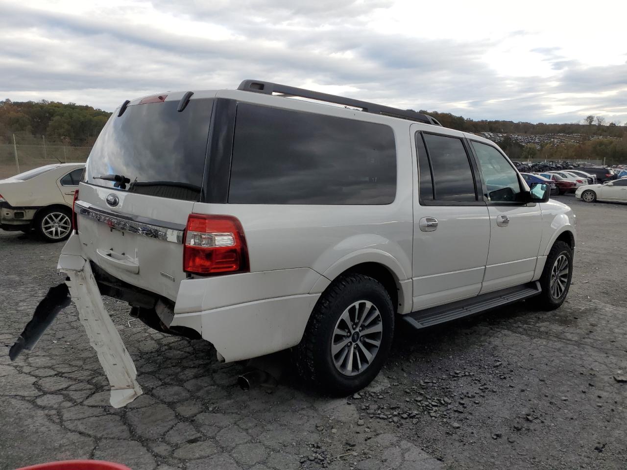 FORD EXPEDITION EL XLT