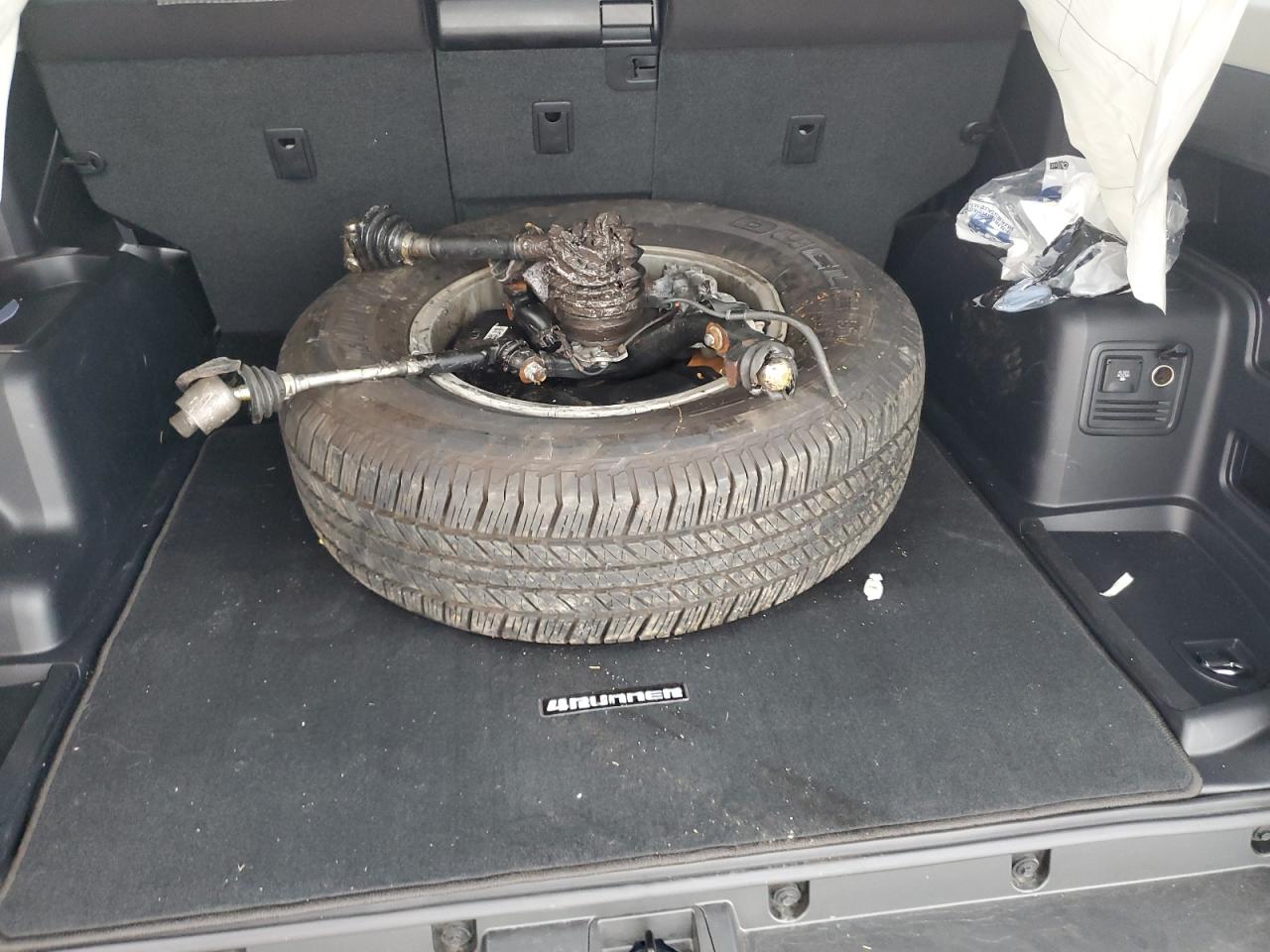 Lot #3308443295 2024 TOYOTA 4RUNNER SR