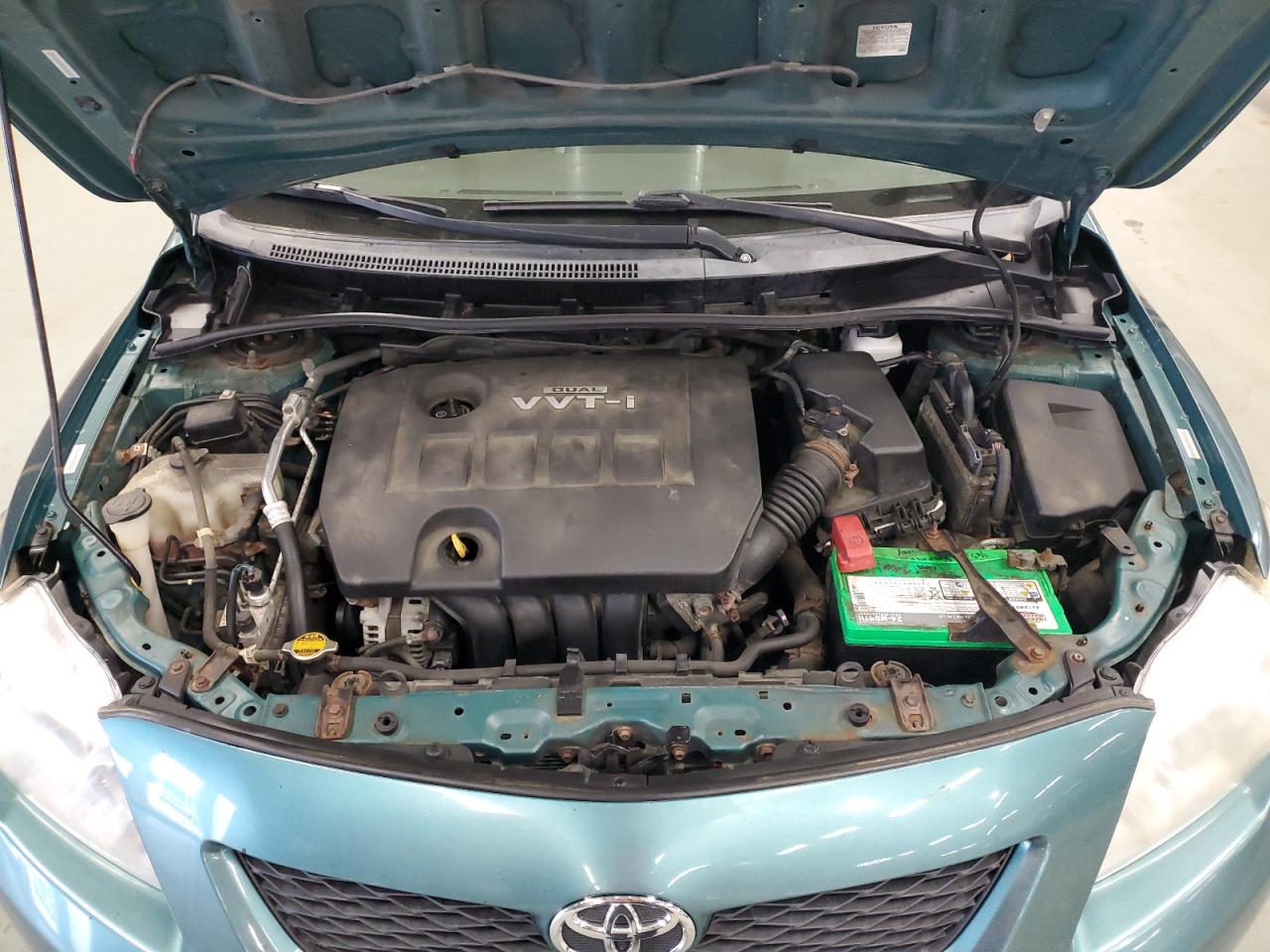 TOYOTA COROLLA BASE