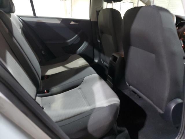 2018 VOLKSWAGEN JETTA S 3VW2B7AJ1JM258848