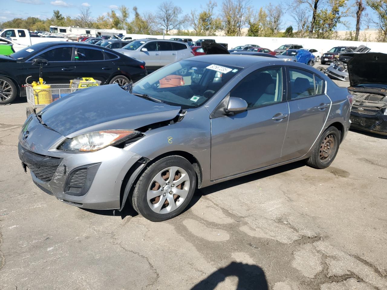 MAZDA 3 I