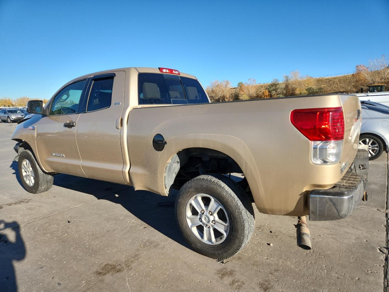 TOYOTA TUNDRA DOUBLE CAB SR5