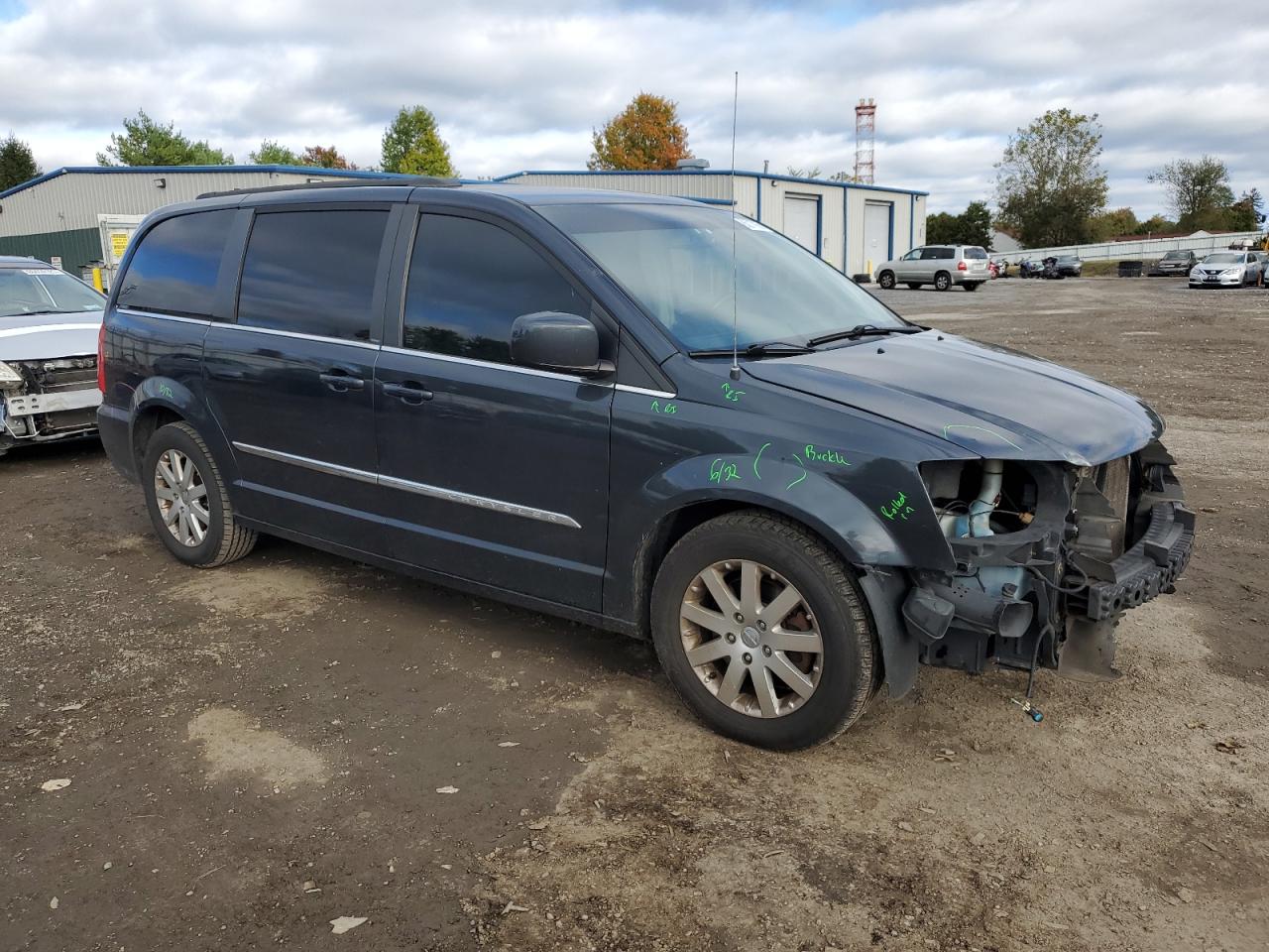 CHRYSLER TOWN & COUNTRY TOURING