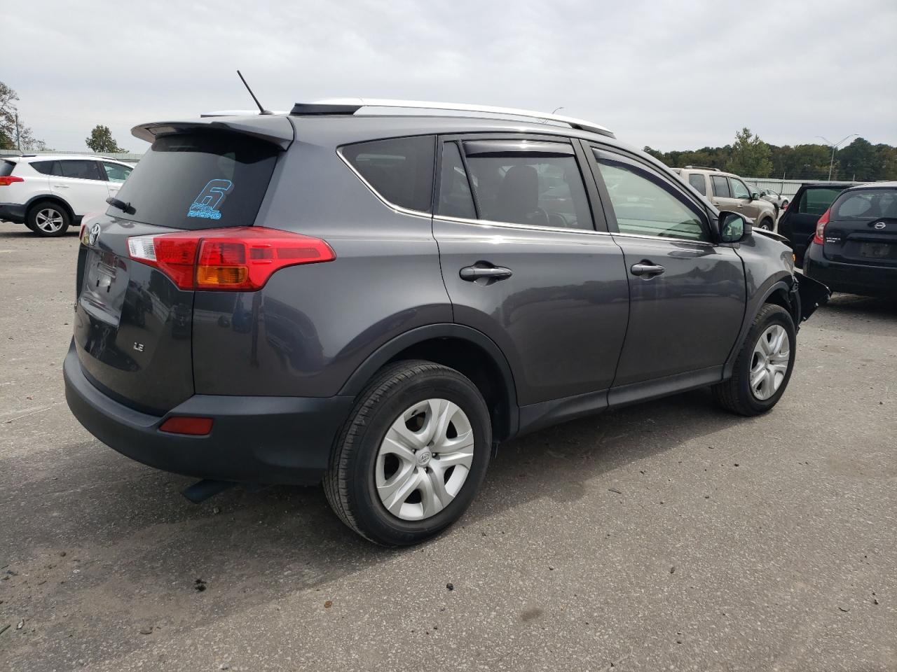 TOYOTA RAV4 LE