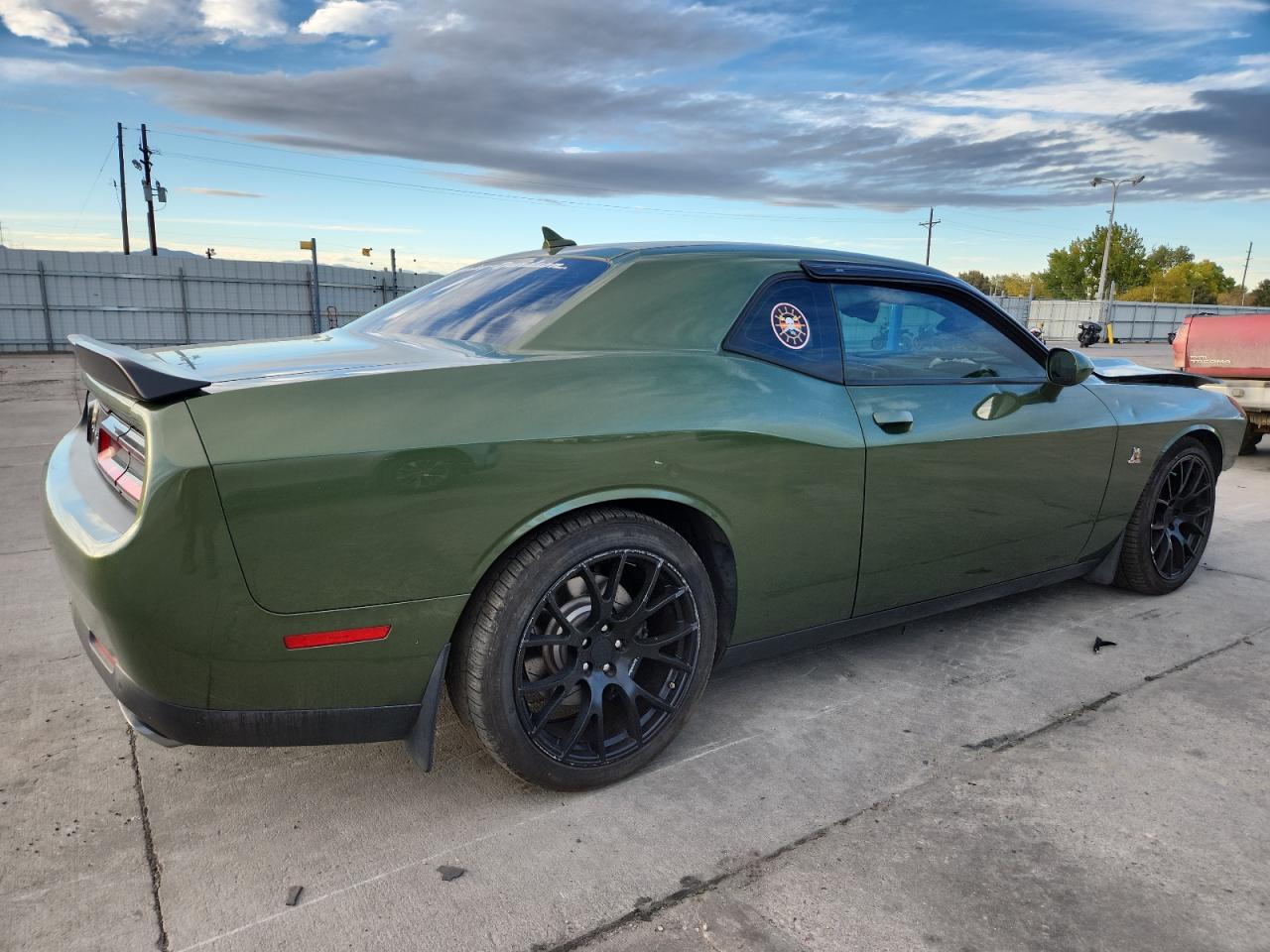 DODGE CHALLENGER R/T 392